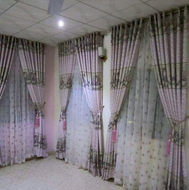 CURTAINS WITHOUT PELMETS