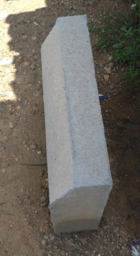Vibrated Concrete Kerbs (450mm L x 100mm W)